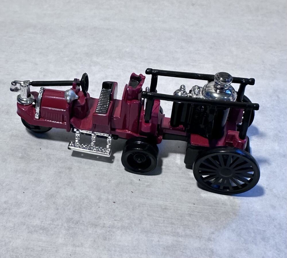 Vintage Diecast Fire Tractor - 1914 Knox-Martin - Readers Digest A85